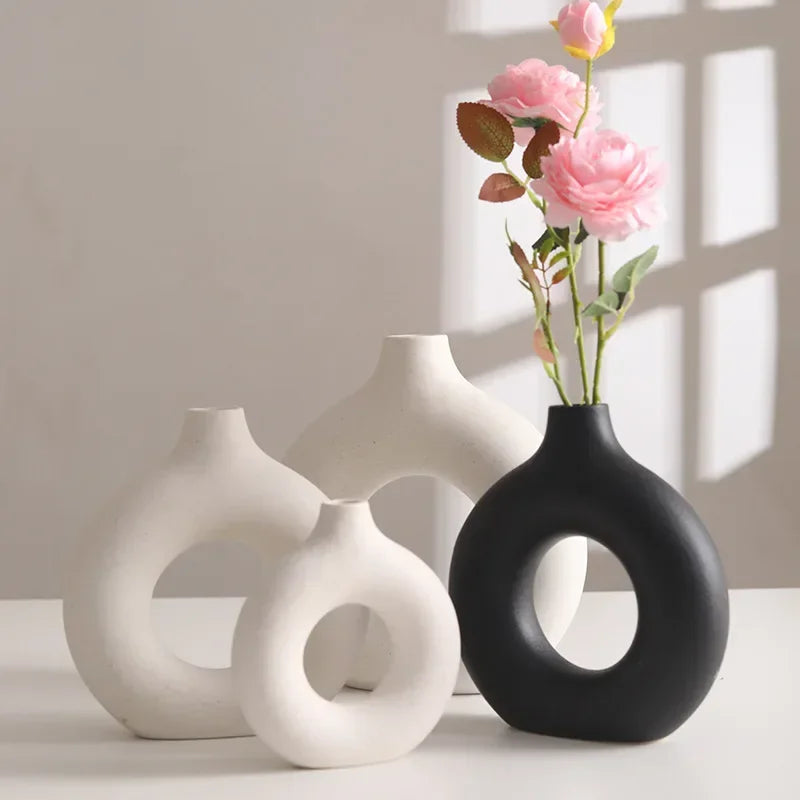 Nordic Vase Circular Hollow Ceramic Donuts Flower Pot Home Living Room Decoration Accessories Interior Office Desktop Decor Gift